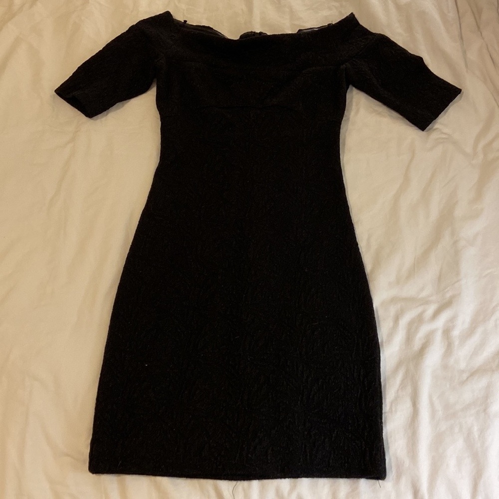Nicole Miller Off the Shoulder Black Bodycon Dress, sz. 4